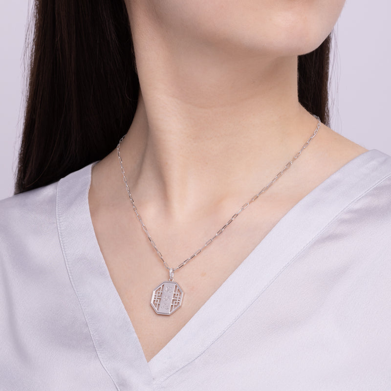 Zhen Shan Ren Wondrous Bliss Charm Silver 22mm Model | Shen Yun Collections