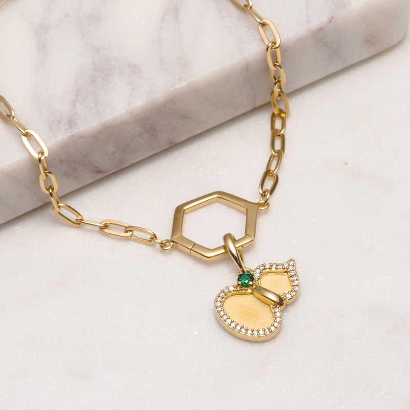 Paperclip Chain Bracelet Gold Life Style 2 | Shen Yun Shop 