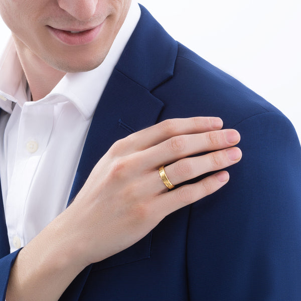 Zhen Shan Ren Timeless Beveled Ring 18kt Yellow Gold 5mm Wide Model | Shen Yun Collections