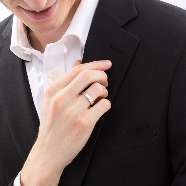 Zhen Shan Ren Timeless Classic Ring Platinum 4mm WideModel | Shen Yun Collections